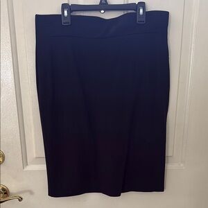 Elegant Black Women's Skirt